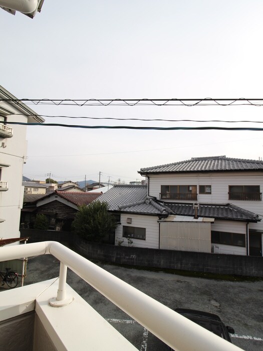 物件内観写真10　(室内からの展望)