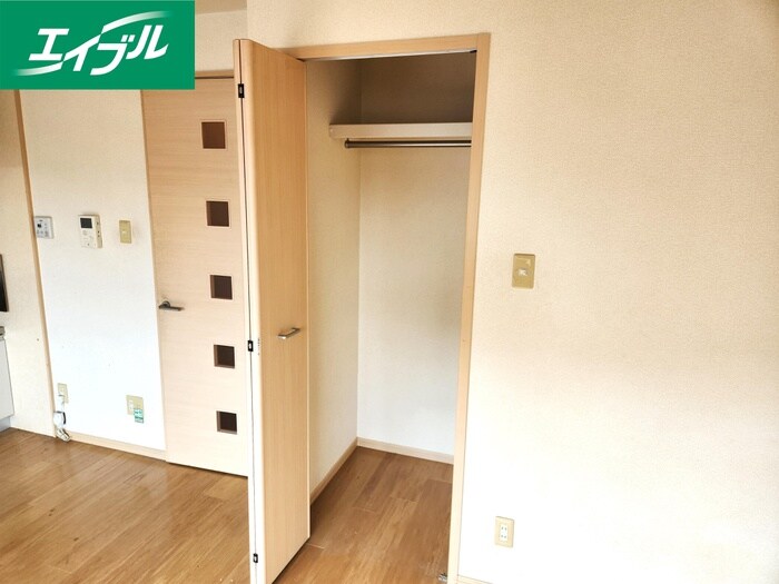 物件内観写真8　(収納)