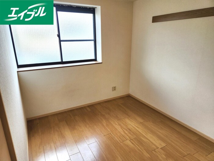 物件内観写真21　(居室)