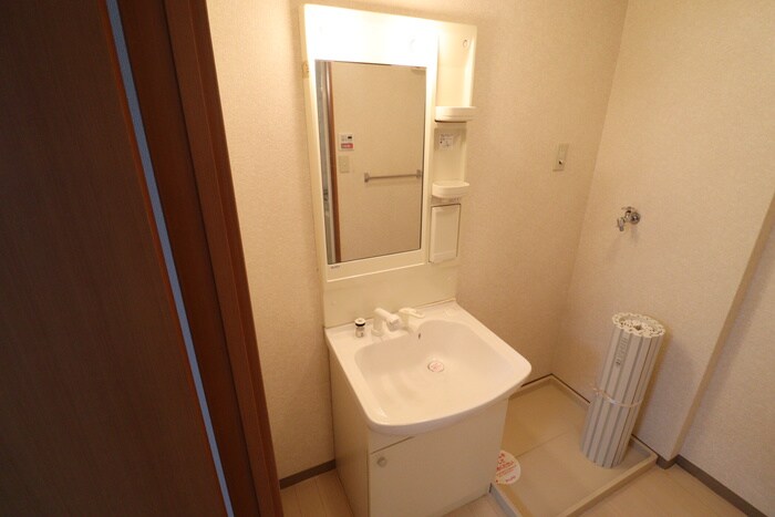 物件内観写真12　(洗面)