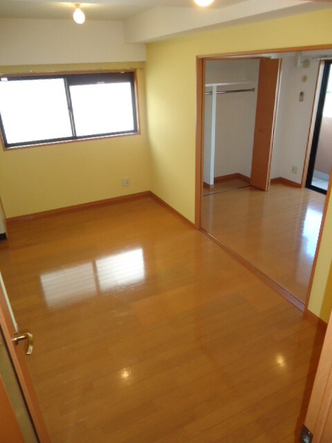 物件内観写真5　(居室)