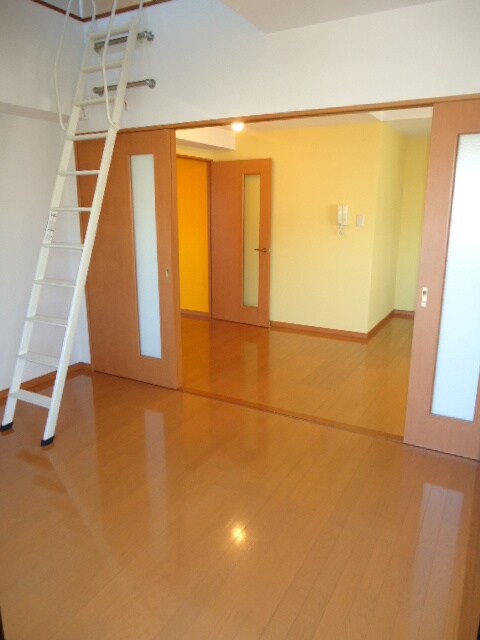 物件内観写真6　(居室)