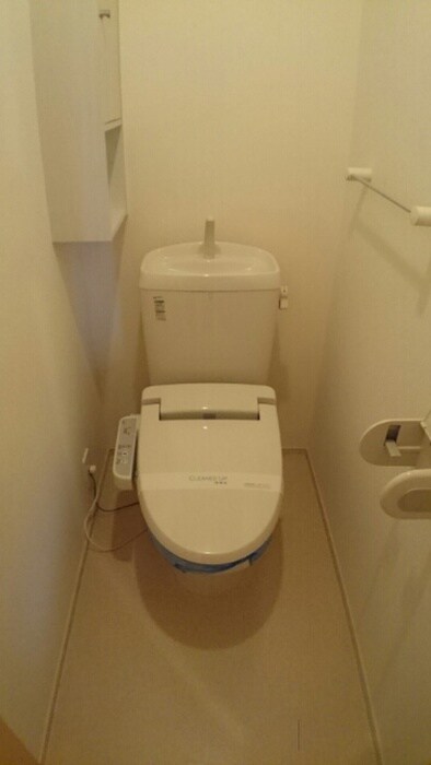 物件内観写真10　(トイレ)