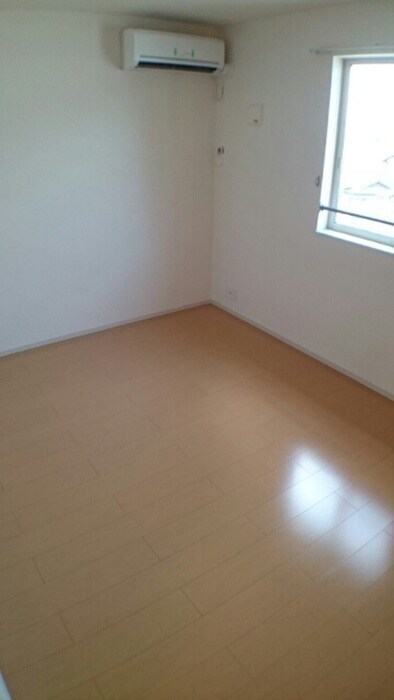 物件内観写真12　(居室)