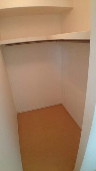 物件内観写真13　(収納)