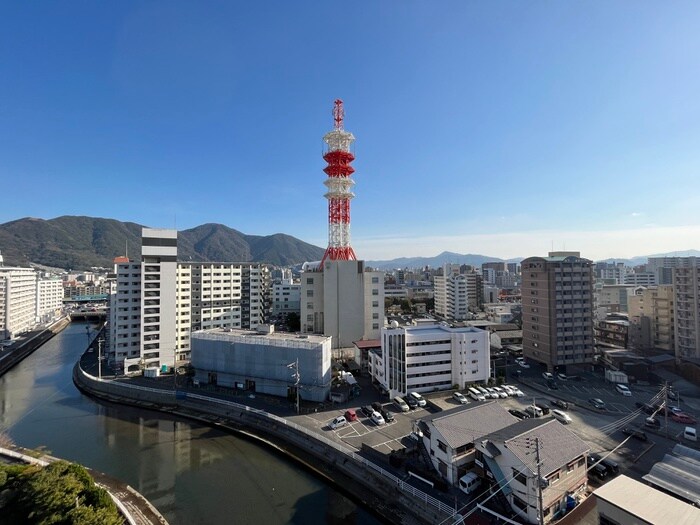 物件内観写真16　(室内からの展望)