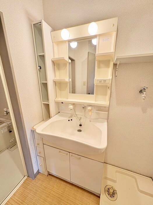 物件内観写真12　(洗面)