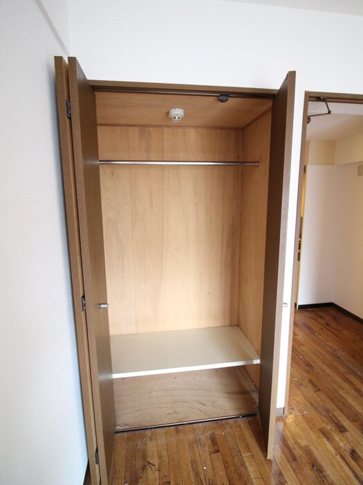 物件内観写真15　(収納)