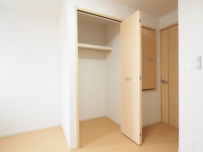 物件内観写真8　(収納)