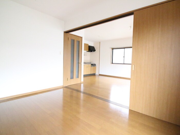 物件内観写真7　(居室)