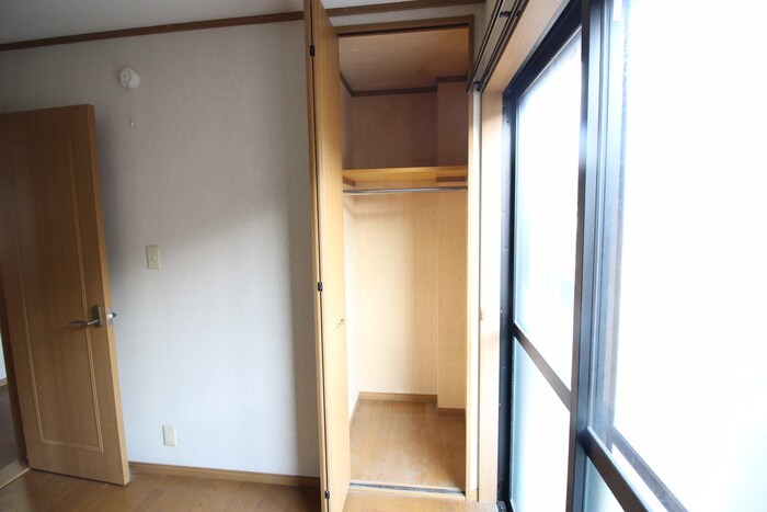 物件内観写真12　(収納)