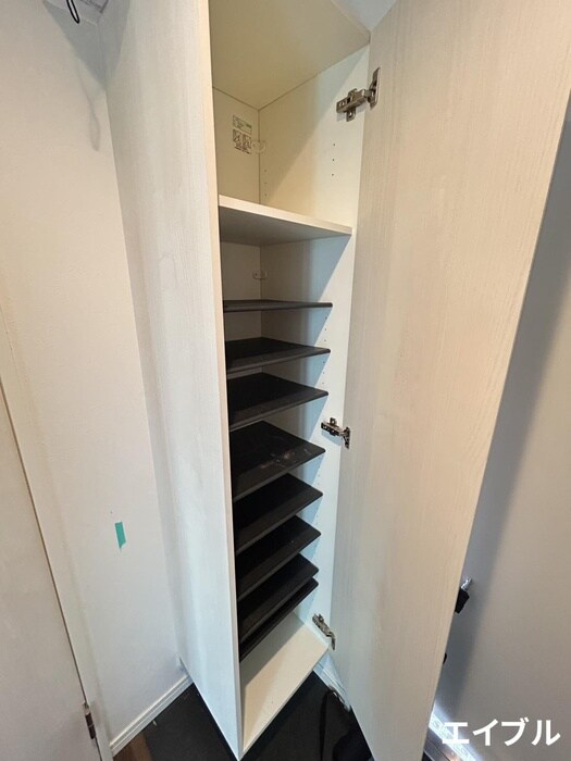 物件内観写真12　(靴箱)