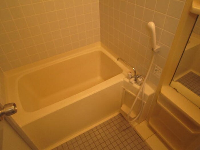 物件内観写真8　(バス／シャワールーム等)