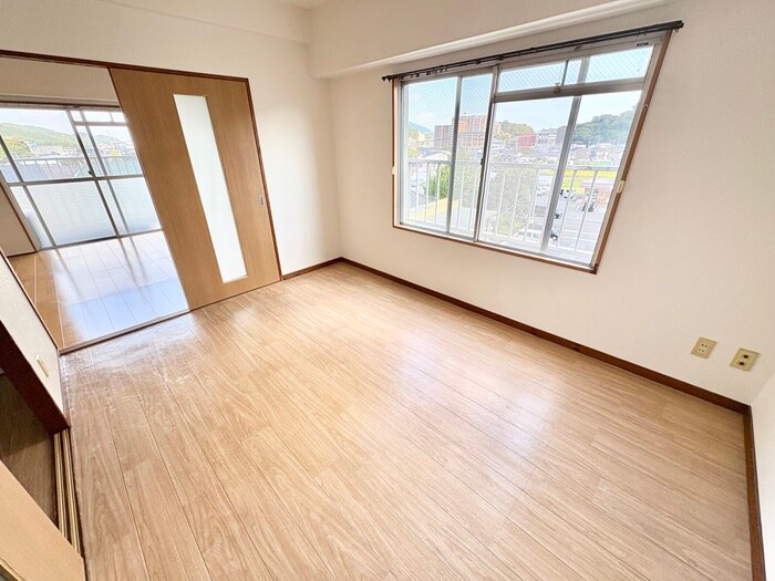 物件内観写真18　(居室)