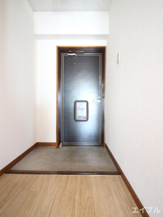 物件内観写真19　(玄関)