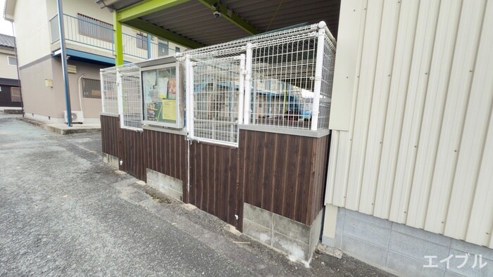 物件外観写真4　(建物設備)