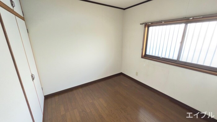 物件内観写真13　(居室)