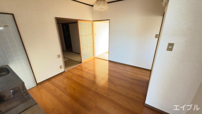 物件内観写真6　(居室)