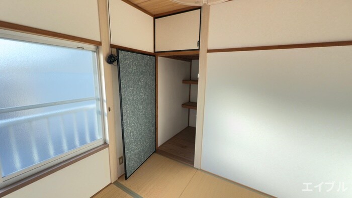 物件内観写真11　(収納)