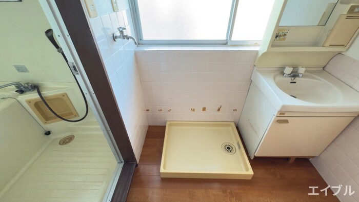 物件内観写真19　(洗濯機置場)