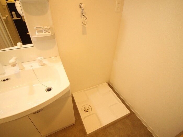 物件内観写真22　(洗濯機置場)