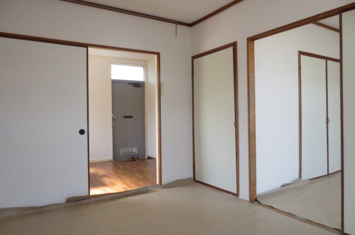 物件内観写真10　(居室)