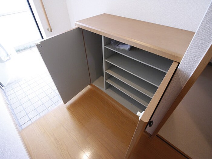 ゼルコバマンションの靴箱