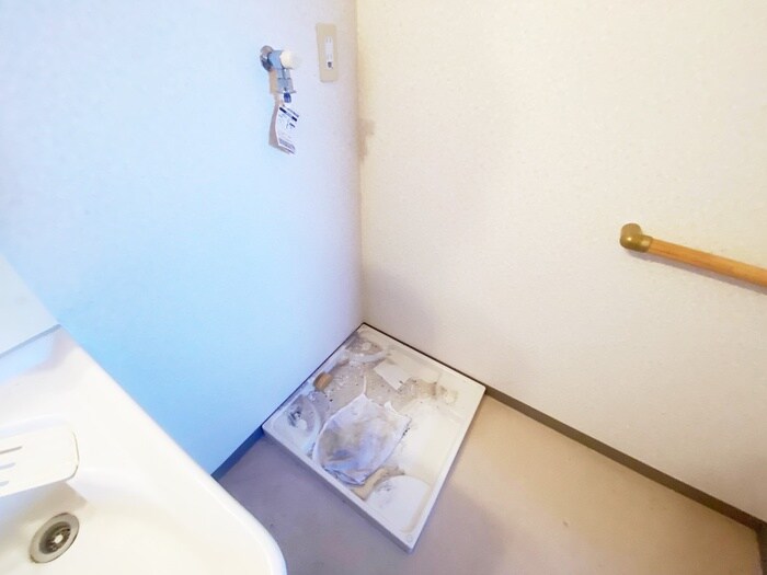 ゼルコバマンションの洗濯機置場