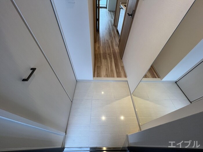 物件内観写真15　(玄関)