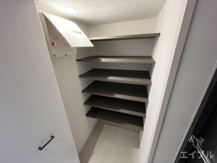 物件内観写真17　(靴箱)