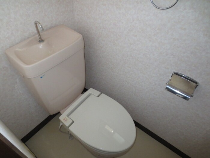 物件内観写真12　(トイレ)