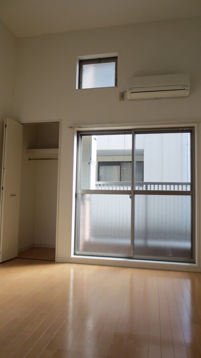 物件内観写真6　(居室)