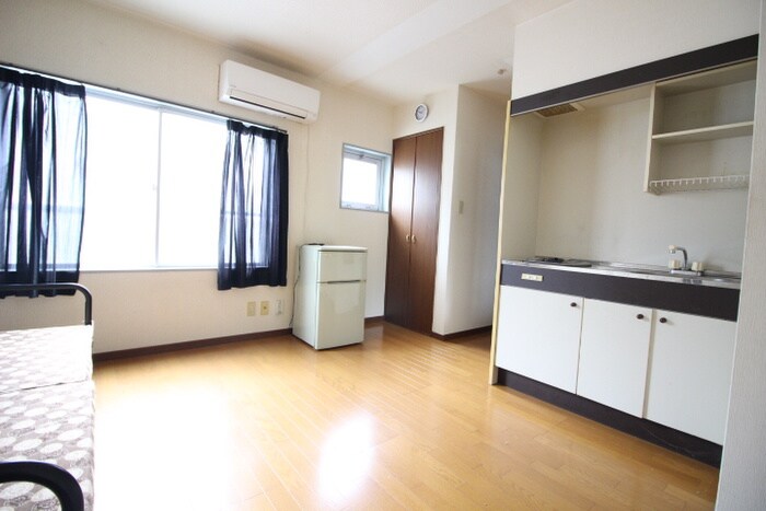 物件内観写真11　(居室)