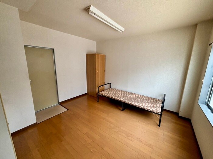 物件内観写真14　(居室)