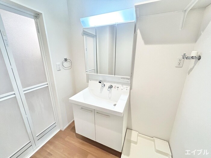 物件内観写真9　(洗面)