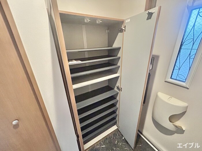 物件内観写真14　(靴箱)