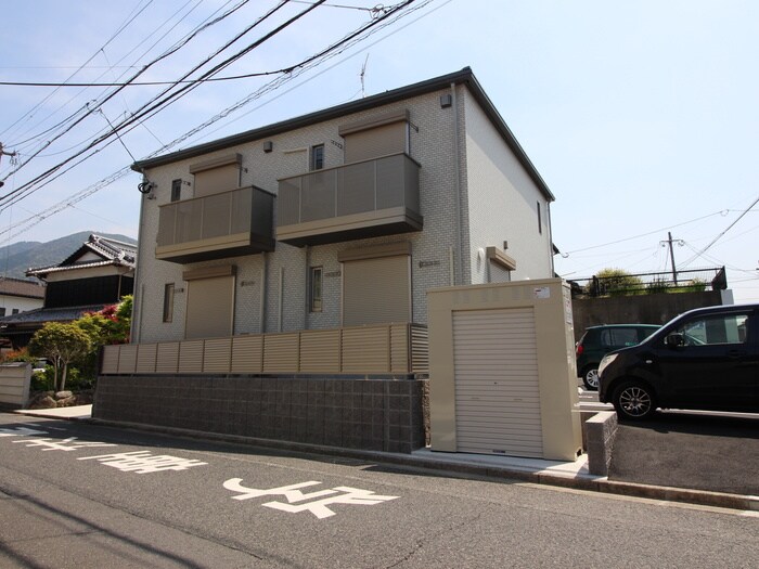 物件外観写真3　(外観写真)