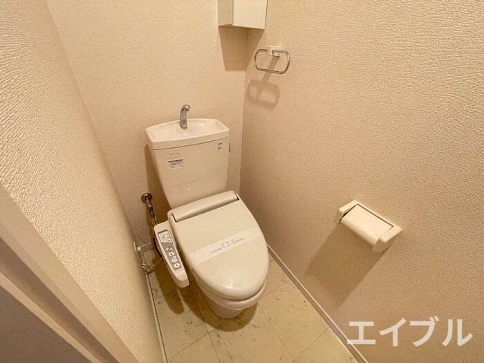 物件内観写真9　(トイレ)