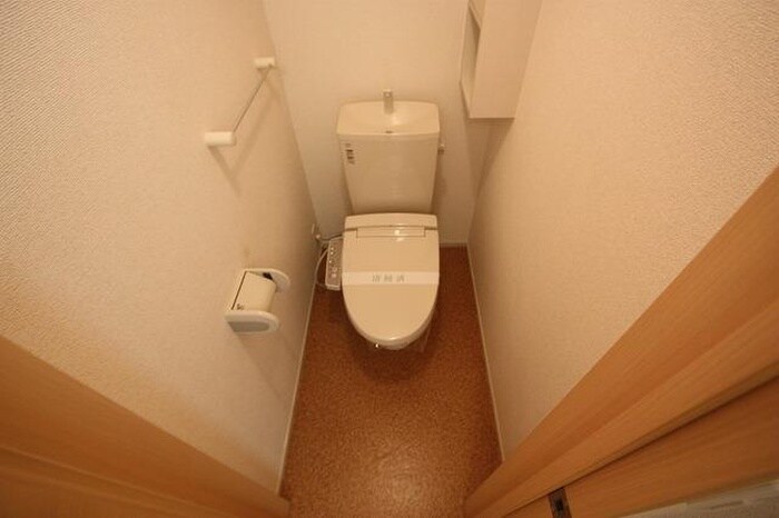 物件内観写真9　(トイレ)