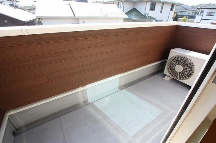 物件内観写真13　(ベランダ・バルコニー)