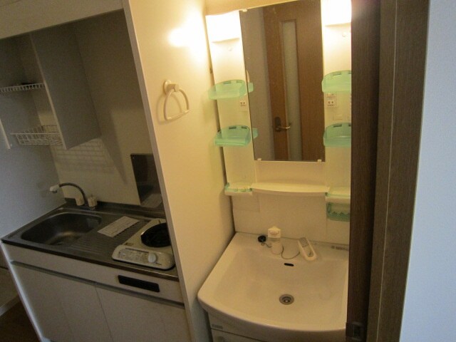 物件内観写真13　(洗面)