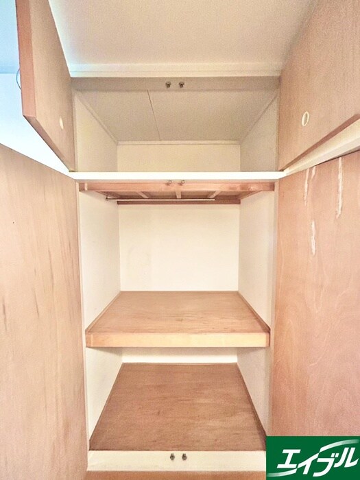 物件内観写真15　(収納)
