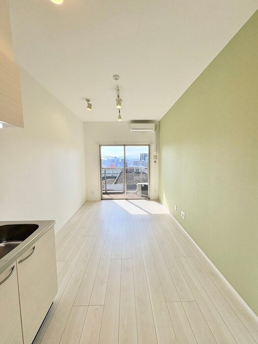 物件内観写真6　(居室)