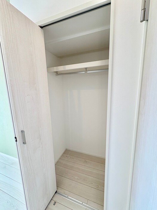 物件内観写真12　(収納)