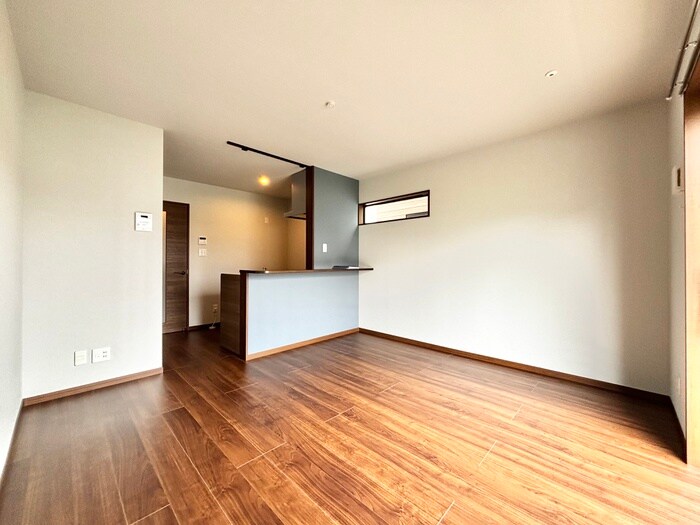 物件内観写真4　(居室)