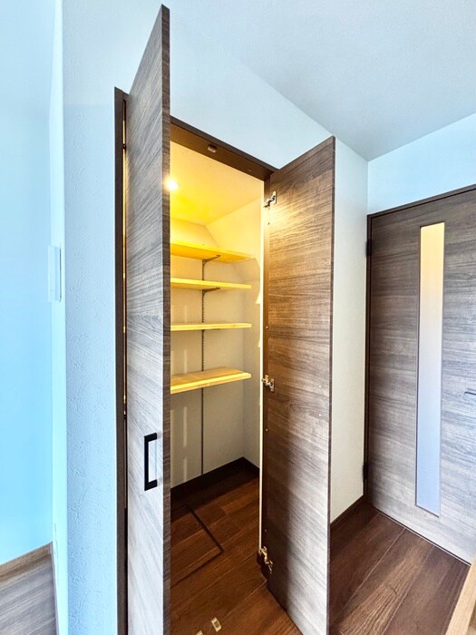 物件内観写真16　(内観写真)