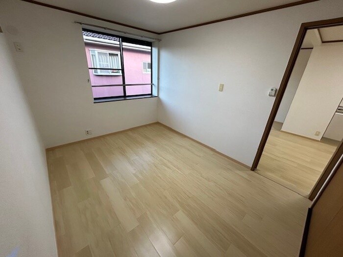 物件内観写真16　(内観写真)