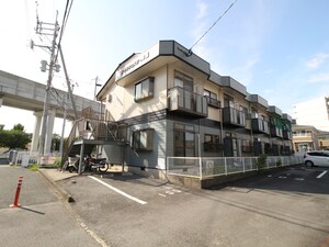 サンフェスタ津福外観写真