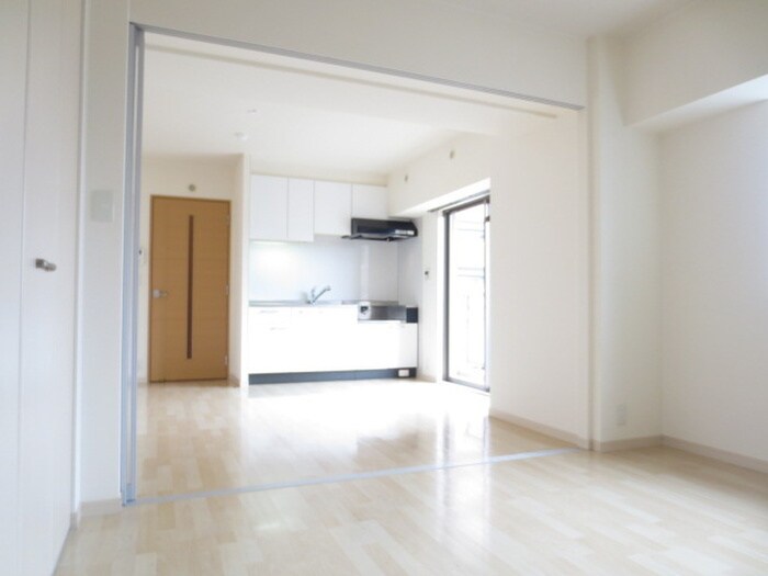 物件内観写真7　(居室)