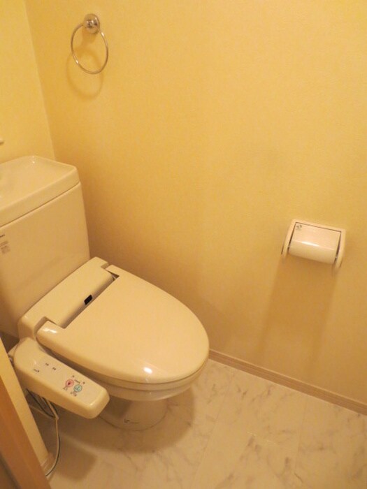 物件内観写真11　(トイレ)